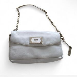 DKNY White Shoulder Bag with Gold Chain